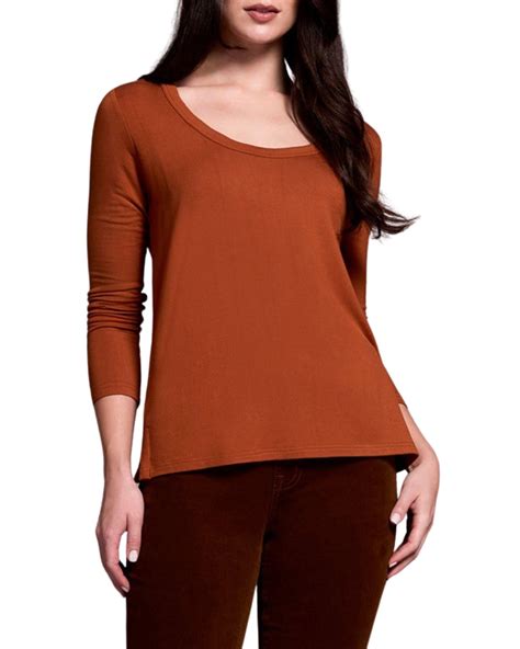 Classic Scoop Neck Long Sleeve Top