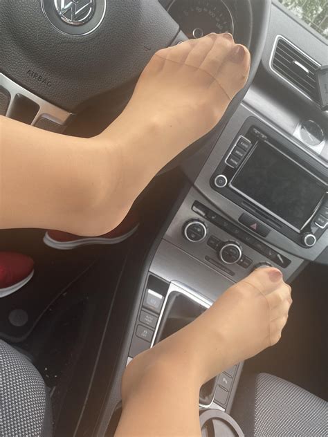 What about a footjob in the car? : r/pedalpumping3