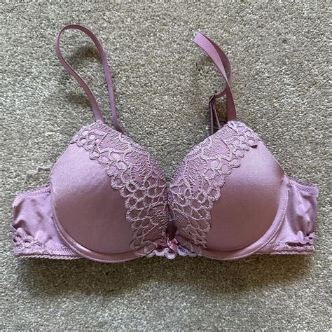 Aerie Pink Push Up Bra Gorgeous Aerie bra! No flaws... - Depop