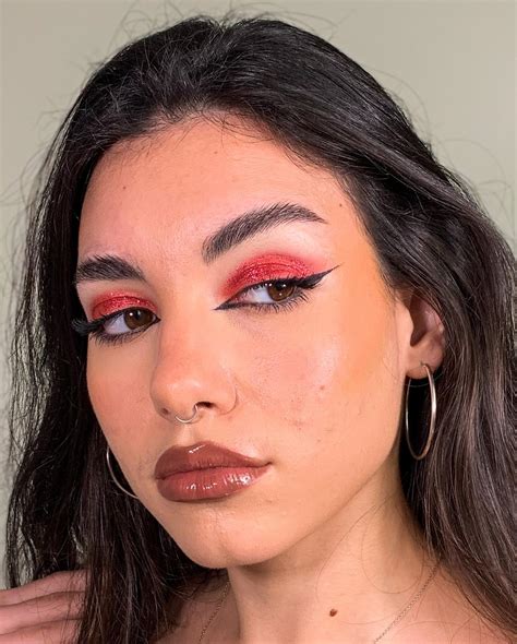 Red Eyeshadow Ideas