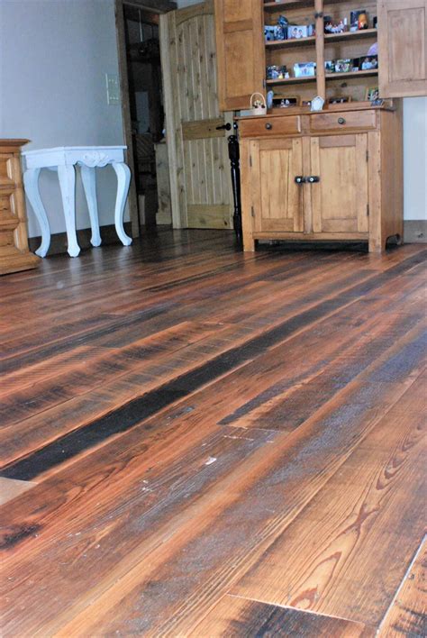 Heart Pine Character Flooring Photos | Whole Log Reclaimed NC