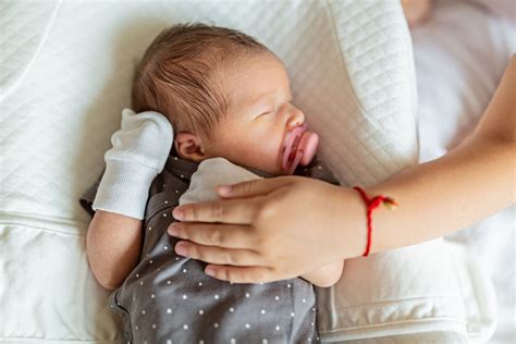 How to Teach Your Baby to Self-Soothe - Kinedu Blog