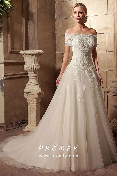 Short Sleeve Wedding Dresses Lace at Lisa Travis blog