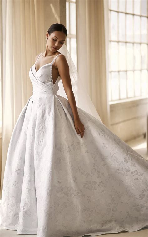 Princess Ballgown Adorned with Shimmering Pearl Beads | Style LE1360