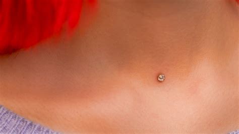 Dermal Piercing Collarbone