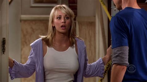 Kaley Cuoco publica foto de "topless" para provocar hackers que vazaram ...