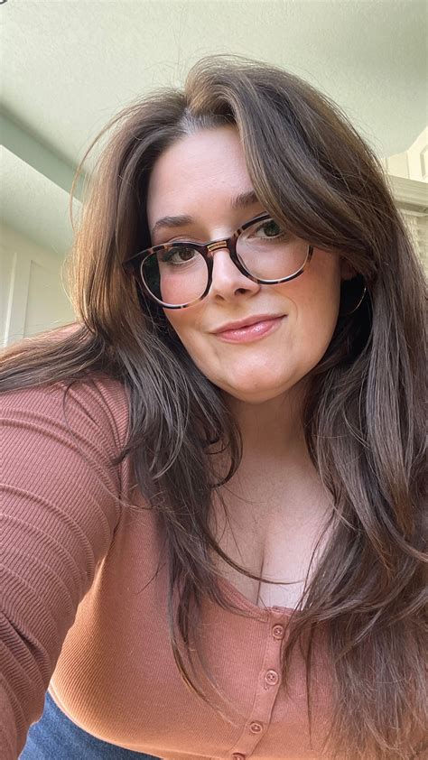 luna⋆lewis • @lunalewww • Milkshake Website Builder