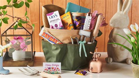 Gardening Gift Basket | Hersheyland