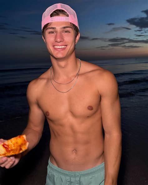 Micah Diaz | I lived in this airbnb for a month so oatmeal with bananas, granola, peanut butter ...