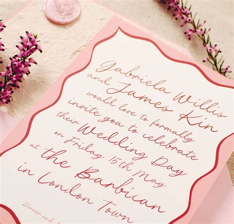 Wedding Horseshoe Meaning & Symbolism [With Alternatives]