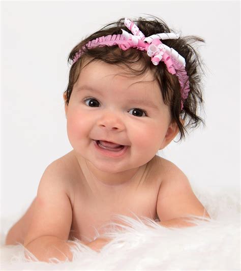 150+ Common Venezuelan Last Names Or Surnames, With Meanings