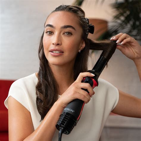 One-Step™ Blowout Curls - REVLON Hair Tools