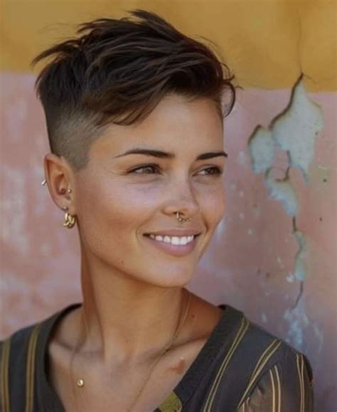 Pin by T O on Hair 3 YES | Thin hair haircuts, Very short hair, Hair cuts