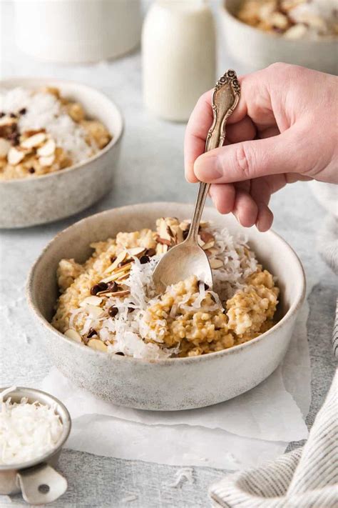 Is Oatmeal Gluten-Free? (IT DEPENDS!) - Meaningful Eats