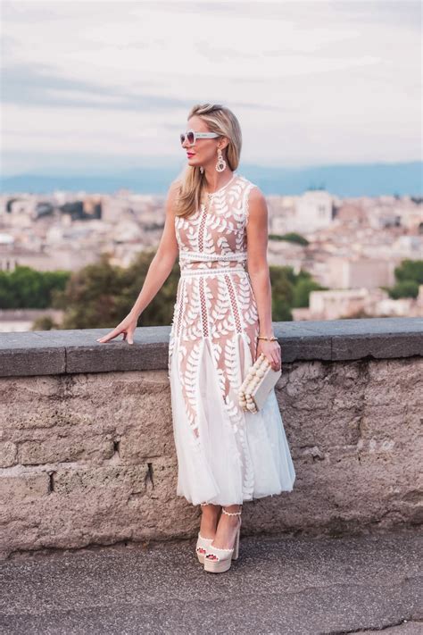 12 Beautiful Easter Dresses Worthy of Easter Brunch