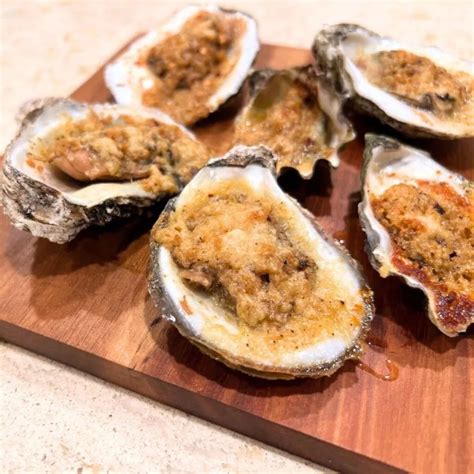 Easy Baked Oysters Recipe • The Wicked Noodle