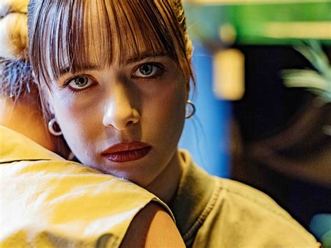 Οι «Αλιγάτορες» σε σκηνοθεσία Γιάννη Λασπιά παίρνουν παράταση λόγω ...