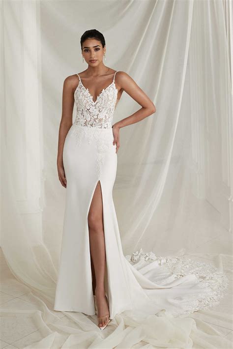 Wedding Dresses in the Greater Minneapolis St. Paul Area | Bridal Accents Couture