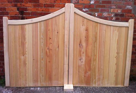 Wooden DRIVEWAY Gates from The Wooden Gate Company