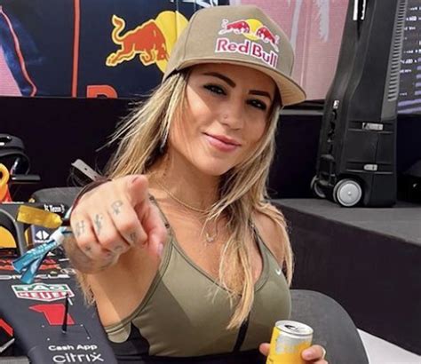 Skateboarder Leticia Bufoni Shares Swimsuit Photo of “New Family Member” — Celebwell