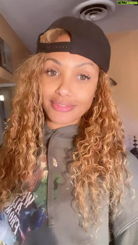 Actress K.D. Aubert HD Instagram Photos and Wallpapers February 2024 ...