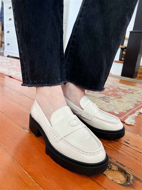 I Tried 10 Pairs Of Lug-Sole Loafers: A Deep Dive - The Mom Edit