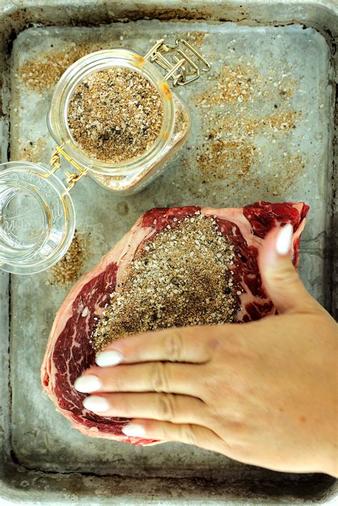 Best Steak Seasoning Recipe (Easy, Flavor-Packed Blend)
