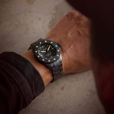 Aventyr 24-Hour Vanta Black Watch | Akerfalk Sweden