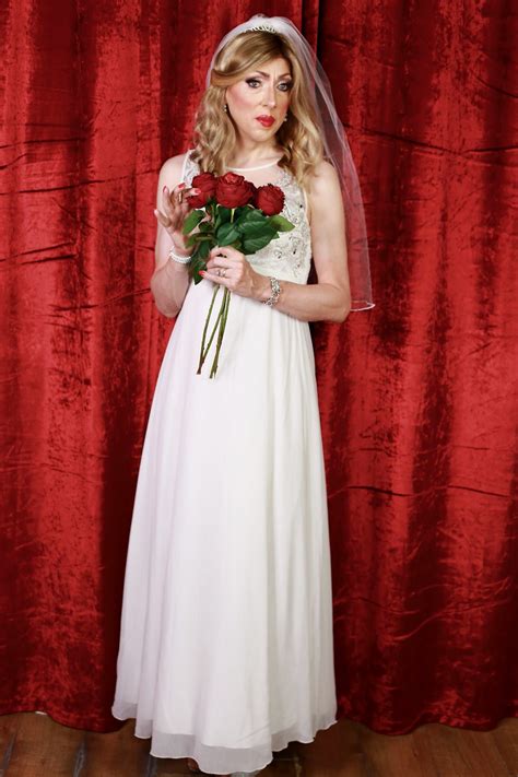 Novias crossdresser | Flickr