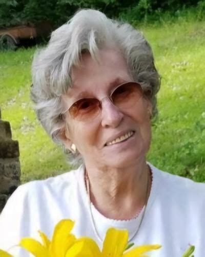 Elizabeth Ann Crum Schilb Obituary (2024) - Sedalia, MO - Heckart ...