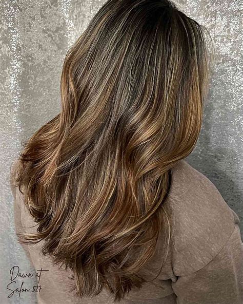 Dark Caramel Hair Color With Blonde Highlights