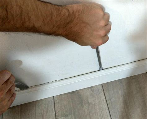 Fix Lifting & Bouncing Laminate Flooring (Expansion Problem) : 20 Steps ...