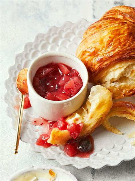 Can You Freeze Pears? Yes! Freezing Pears at Peak Ripeness