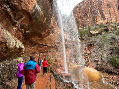 Zion Emerald Pools Trail conditions - USA National Parks