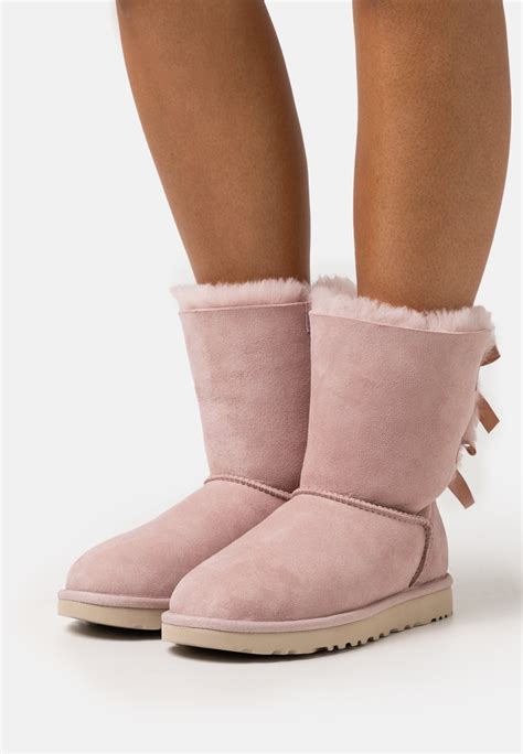 Pink Uggs With Bows