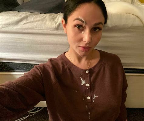 You Made a Mess of Ariana : r/arianamarie