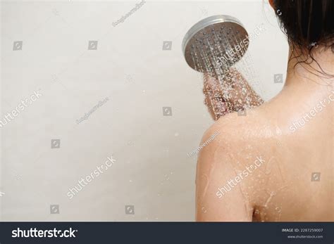 5,146 Women Taking Shower Bathing Bathroom Images, Stock Photos, 3D ...