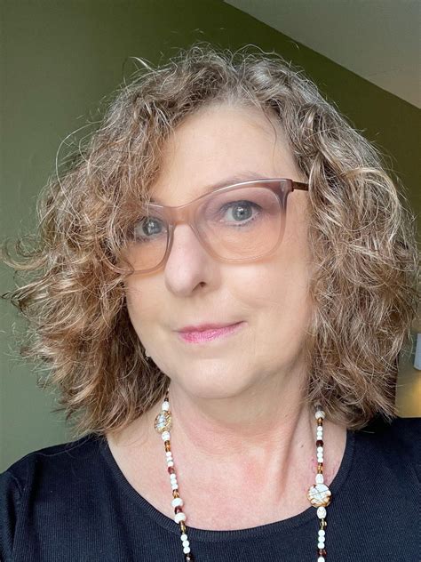 About Allison *** – Living A Science Fictional, Artistic Life… With Cats