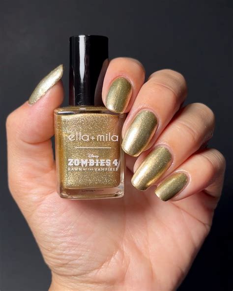 ella+mila | Would you recreate this summer skittle mani? 🌈 Colors used: Creamsicle, Limoncello ...