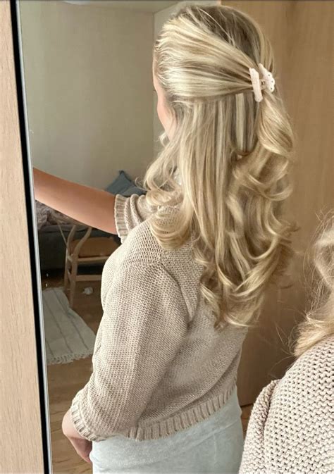 Strähnchen blonde haare | Tipps für die haare, Haarschnitt mittellange ...