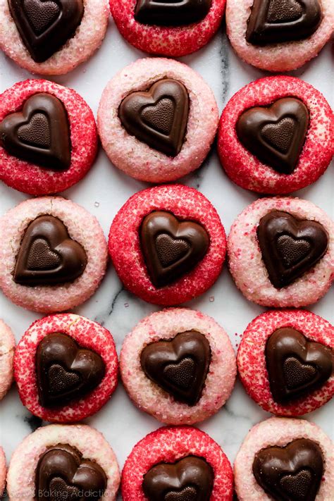 30 Sweet and Romantic Valentine's Day Desserts - Happy Muncher