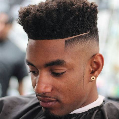 33+ High Top Fade Haircuts (Retro and Modern Styles) | Cabelo crespo ...