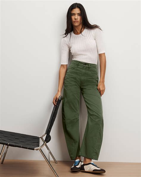 Sloan Barrel Pant in Dark Hunter Green | Veronica Beard