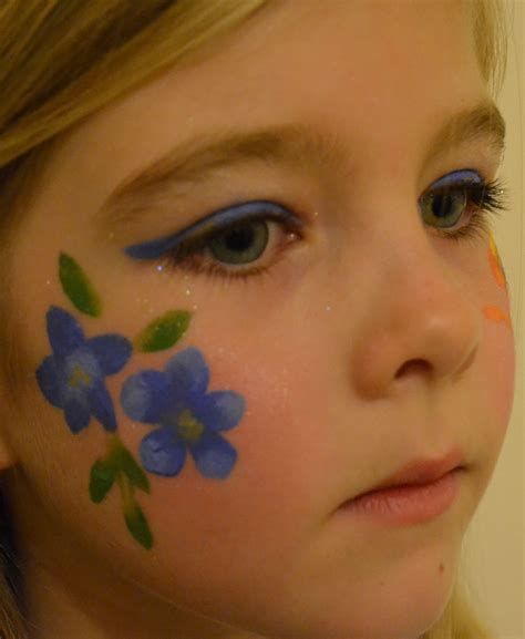 flowers | Face painting easy, Face painting flowers, Face painting