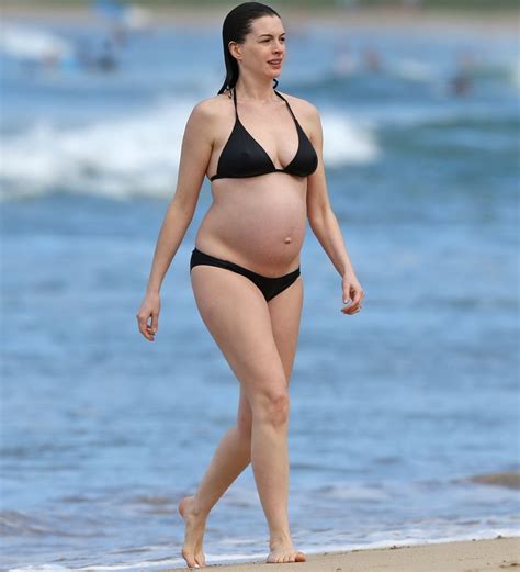 Pregnant ANNE HATHAWAY in Bikini at a Beach in Hawaii 01/03/2016 ...