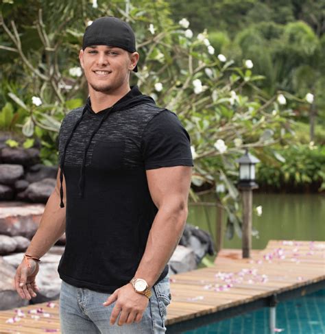 The Challenge: Invasion- Hunter Barfield | Vevmo