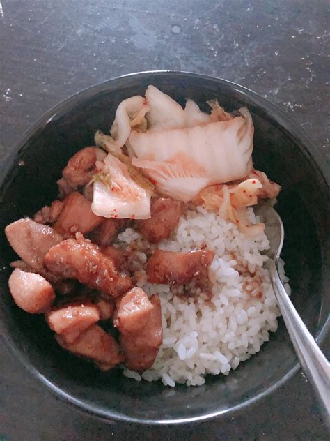 Discover more like KoreanFood: Dak bulgogi with rice and kimchi! First ...