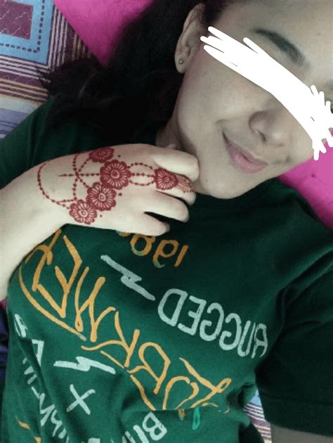 Soft Indian girl nudes for irl trades : r/Onlyfapindian