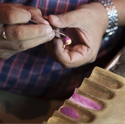 A jewellery review of the various types of enamelling | The Jewellery ...