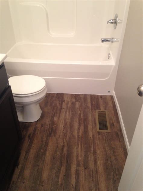 Vinyl Plank Bathroom Walls at Mildred Alston blog